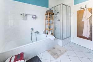 3-Zimmerwohnung mit Balkon, zusätzlichem Hobbyraum und PKW-Stellplatz in Laubegast – Die vollständige Adresse der Immobilie erhältst du vom Anbieter., 1279 Laubegast, Dresden – Vorschaubild 12