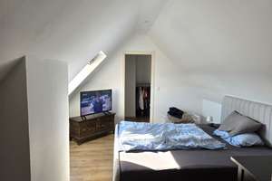 Zentral und stadtnah, mit Blick über die Dächer vom Balkon aus – Die vollständige Adresse der Immobilie erhältst du vom Anbieter., 45881 Schalke, Gelsenkirchen – Vorschaubild 6