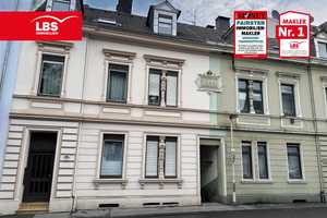 Ein charmantes Dreifamilienhaus mit historischem Flair & Wohnkomfort – Solingen – Vorschaubild 2