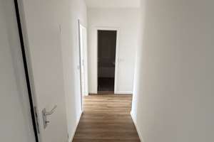 Mitten drin statt nur dabei – Darmstädter Landstr. 219, 60598 Sachsenhausen-Süd, Frankfurt am Main – Vorschaubild 3