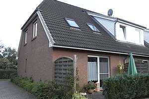 Haby b. Eckernförde: Preiswertes Reihenendhaus - Sofort frei ! – Die vollständige Adresse der Immobilie erhältst du vom Anbieter., 24361 Haby – Vorschaubild 1