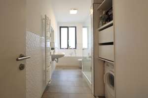 EINZIEHEN & SICH WOHLFÜHLEN - HOCHWERTIGE KÜCHE & TOP SANIERTE BÄDER - TERRASSE & PKW-STELLPLATZ – Jacobsohnstr. 25 ee, 13086 Weißensee, Berlin – Vorschaubild 7
