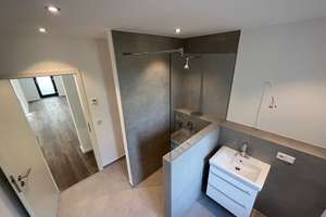 Moderne 4-Zimmer-Wohnung mit EBK, großem Garten und Terrasse  in Wuppertal – Roseggerstraße 17, 42289 Heckinghausen, Wuppertal – Vorschaubild 14