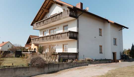 Bild von *reserviert* 6 % Rendite! MFH mit 3 Wohnungen & viel Ausbaureserve