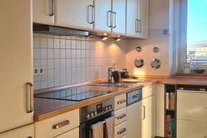 Stilvolle 2-Raum-Penthouse-Wohnung mit gehobener Innenausstattung mit EBK in München Moosach – Dachauerstrasse 176, 80992 Alt-Moosach, München – Vorschaubild 11