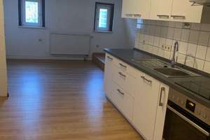 3,5-Zimmer DG-Wohnung Denkmalgebäude – Am Fischbrunnen 5, 73207 Plochingen – Vorschaubild 2