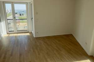 Lebendig wohnen in Unterbilk: 2,5-Zimmer-Wohnung mit Balkon – Bachstraße 121, 40217 Unterbilk, Düsseldorf – Vorschaubild 3