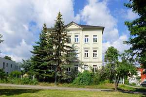 Mickten, im Hochparterre: Balkon + EBK