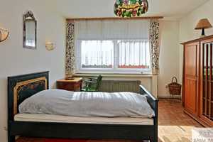 Familienfreundliches Reihenmittelhaus mit Garten und Balkon in Düsseldorf-Hassels – Düsseldorf – Vorschaubild 15