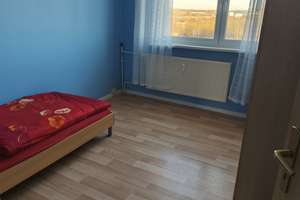 Helle 2-Zimmer Wohnung im 4. OG mit Balkon in Halle (Nördliche Neustadt) – Lilienstraße 15, 6122 Nördliche Neustadt, Halle (Saale) – Vorschaubild 2