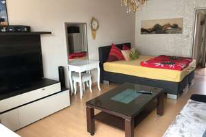 Zentrale vollmöblierte provisionsfreie 1-Zi-Wohnung