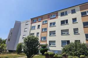 Nettes Appartement mit ca. 36 m² Wohnfläche, separater Küche und Balkon