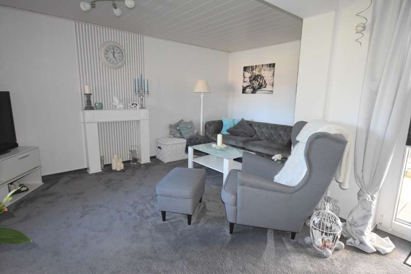 Immobilie in Lägerdorf - Energetisch saniertes Zweifamilienhaus wartet auf neuen Eigentümer - Mehrgenerationenwohnen möglich! - Bild 4