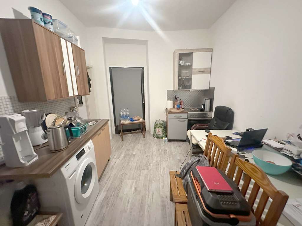 Immobilie in Düsseldorf - Flingern-Süd: Repräsentatives Mehrfamilienhaus mit Entwicklungspotenzial in zentraler Lage - Bild 4