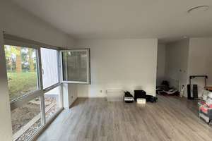 Moderne 2-Raumwohnung mit Terrasse, EBK & Stellplatz – Feldstraße 1c, 99834 Marksuhl – Vorschaubild 2