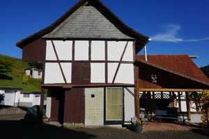 Schnäppchen: Modernes und nachhaltiges  Mehrfamilienhaus 1A Zustand - von privat zu kaufen – Lindenhof 10, 35116 Waldeck-Frankenberg (Kreis) – Vorschaubild 24