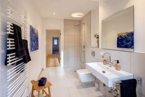 Property thumbnail 16