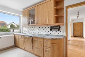 Gepflegte 3-Zi-Whg mit Einzelgarage, Südbalkon und großzügigen Kellerraum – 85080 Friedrichshofen-Hollerstauden, Ingolstadt – Vorschaubild 13