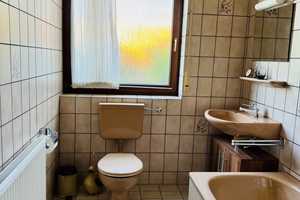 Sofort einziehen in großes Einfamilienhaus in traumhafter Randlage – Reichenbergerstraße 1, 74257 Heilbronn (Kreis) – Vorschaubild 36