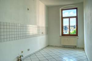 3-R.-Whg., hell/freundlich,  Gäste-WC,  Bad mit Wanne, Laminat Nußbaum – Weststraße 78, 9112 Kaßberg, Chemnitz – Vorschaubild 4