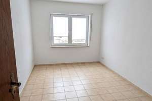 Großzügige 4-Zimmer-Wohnung (120 m²) mit Balkon, Fußbodenheizung und Garagenstellplatz. – Die vollständige Adresse der Immobilie erhältst du vom Anbieter., 63762 Großostheim – Vorschaubild 8