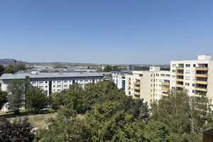 Wohnkomfort mit Ausblick: Gepflegte 4-Zimmer-Wohnung mit Balkon – 70499 Giebel, Stuttgart – Vorschaubild 7