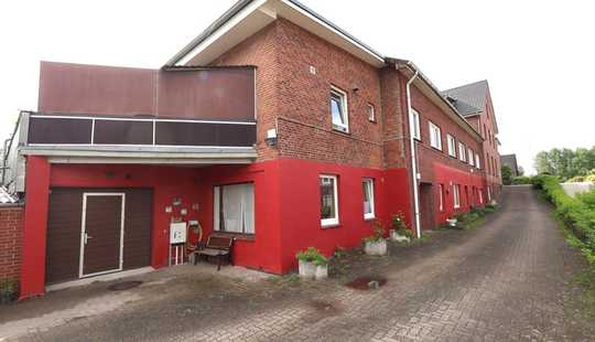 Bild von Charmantes Wohnensemble! – Mehrfamilienhaus mit 15 Wohneinheiten und Ausbaupotenzial in Kirchwerder