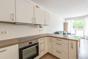 Bezugsfrei! Helle, renovierte 4-Zimmer-Wohnung mit zwei Balkonen  - Karlsruhe / Oststadt – Die vollständige Adresse der Immobilie erhältst du vom Anbieter., 76131 Oststadt, Karlsruhe – Vorschaubild 6
