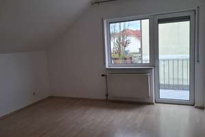 Freistehendes Einfamilienhaus mit Einliegerwohnung, renoviert, sofort frei, Autobahnanschluss 1 km – Am Lanzenbusch 22, 66877 Ramstein-Miesenbach – Vorschaubild 3