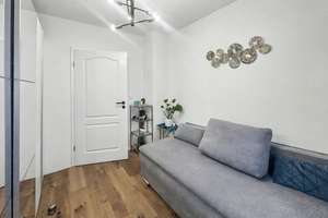 Stilvolle 4-Zimmer-Hochparterre-Wohnung mit Balkon und Stellplatz in Ingolstadt – Die vollständige Adresse der Immobilie erhältst du vom Anbieter., 85051 Münchener Straße, Ingolstadt – Vorschaubild 15