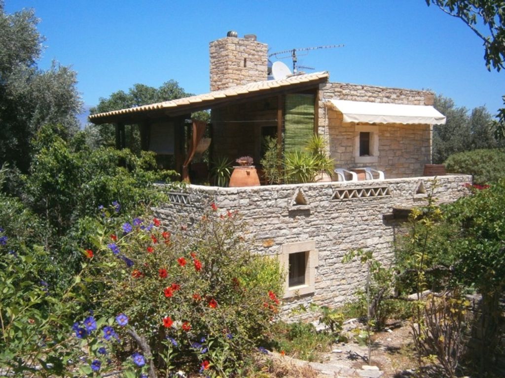 schönes u. gepflegtes Ferienwohnhaus (Natursteinhaus) auf