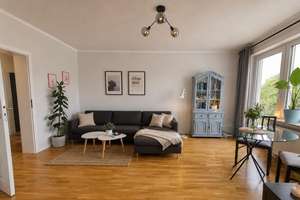Hochwertig kernsanierte 3-Zi.-Wohnung 71 qm Eichenparkett, Südbalkon & Gartennutzung in ruhiger Lage – Die vollständige Adresse der Immobilie erhältst du vom Anbieter., 33102 Kernstadt, Paderborn – Vorschaubild 2