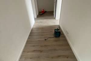 Wohnen mit Charakter: 3-Zimmer-Wohnung in Duisburg-Neuenkamp – Lilienthalstraße 8, 47059 Neuenkamp, Duisburg – Vorschaubild 2