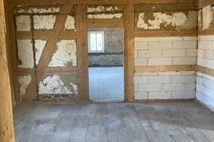Ein Fachwerkhaus mit Ausbaupotenzial ( Mehrgenerationenhaus ) – Die vollständige Adresse der Immobilie erhältst du vom Anbieter., 2782 Seifhennersdorf – Vorschaubild 3