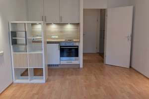 Teilmöblierte 1-Zimmer Wohnung in Top Lage - ideal für Singles, Berufseinsteiger und Studenten – Hochstraße 19a, 81541 Obere Au, München – Vorschaubild 2