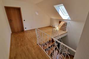 Provisionsfrei: 5-Zi-Einfamilienhaus mit gehobener Innenausstattung und EBK in Krumbach (Schwaben) – Die vollständige Adresse der Immobilie erhältst du vom Anbieter., 86381 Krumbach (Schwaben) – Vorschaubild 14