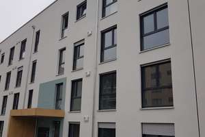 Exklusive 2-Zi-Wohnung m. Balkon in Fürth in zentraler Lage & s. guter Verkehrsanbindung