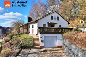 Großzügiges Einfamilienhaus mit dem besonderen Pfiff wartet auf Sie! – Die vollständige Adresse der Immobilie erhältst du vom Anbieter., 91275 Auerbach in der Oberpfalz – Vorschaubild 1