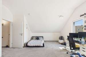 - Wohntraum - KfW-70-Haus mit Kamin, PV-Anlage und 927 m² Grundstück in Ruhiger Lage von Echzell – Die vollständige Adresse der Immobilie erhältst du vom Anbieter., 61209 Echzell – Vorschaubild 21