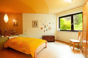 Viel Platz für Gartenliebhaber und Kinder - Wohnen auf einer Ebene! – Enzkreis – Vorschaubild 5