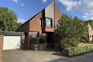Individuelles Architektenhaus in ruhiger Wohnlage - Citynah – Die vollständige Adresse der Immobilie erhältst du vom Anbieter., 59494 Soest – Vorschaubild 1