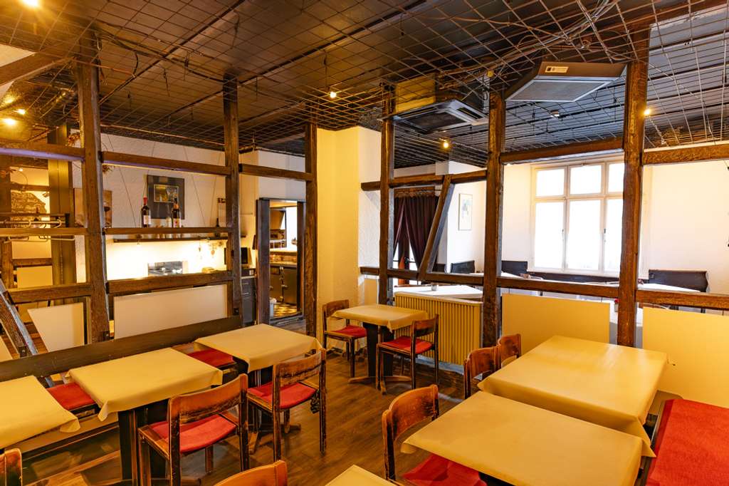 Immobilie in Wipperfürth - Gastronomen aufgepasst : Gemischt genutztes Wohn-Geschäftshaus mit komplett eingerichtetem Restauran - Bild 4