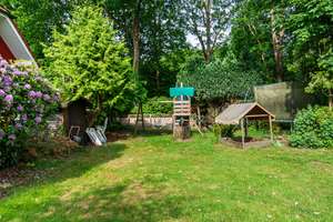 Bremen - Kirchhuchting | Charmantes Zuhause mit Einliegerwohnung, großem Garten und Privatsphäre – Die vollständige Adresse der Immobilie erhältst du vom Anbieter., 28259 Kirchhuchting, Bremen – Vorschaubild 31