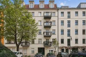 Provisionsfrei – Charmante Altbauwohnung in gefragter Lage – Die vollständige Adresse der Immobilie erhältst du vom Anbieter., 10437 Prenzlauer Berg, Berlin – Vorschaubild 1