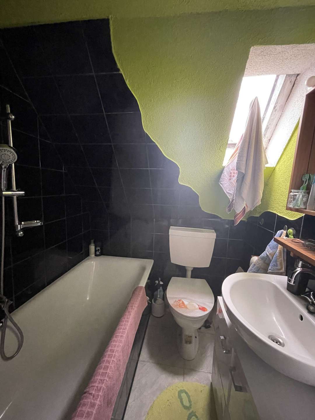 Immobilie in Schöntal - Renovierungsbedürftige Immobilie mit idyllischem Naturblick - Bild 2