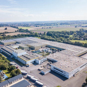 RUHR REAL: Großzügige Logistikfläche | 14 Rampentore | exzellente Verkehrsanbindung 