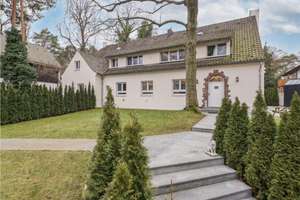 Wohnen mit Charakter: Großzügige Villa in Berlin-Wannsee