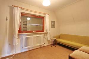 Freistehendes Einfamilienhaus mit Garage in Hamburg-Jenfeld – Die vollständige Adresse der Immobilie erhältst du vom Anbieter., 22043 Jenfeld, Hamburg – Vorschaubild 25