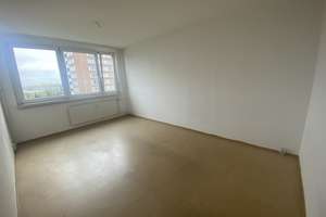 Hotel Mama ade! – Ludwig-Renn-Straße 32, 12679 Marzahn, Berlin – Vorschaubild 5