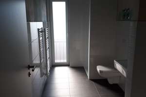 Exklusive, neuwertige 2-Zimmer-Wohnung Kfw 55 in Mainz für die Sonnen- und Naturliebhaber – Menimaneweg 26, 55130 Weisenau, Mainz – Vorschaubild 6
